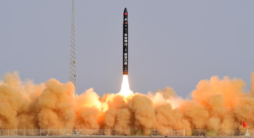 Meghibásodott egy kínai rakéta, emiatt három műhold is odaveszett