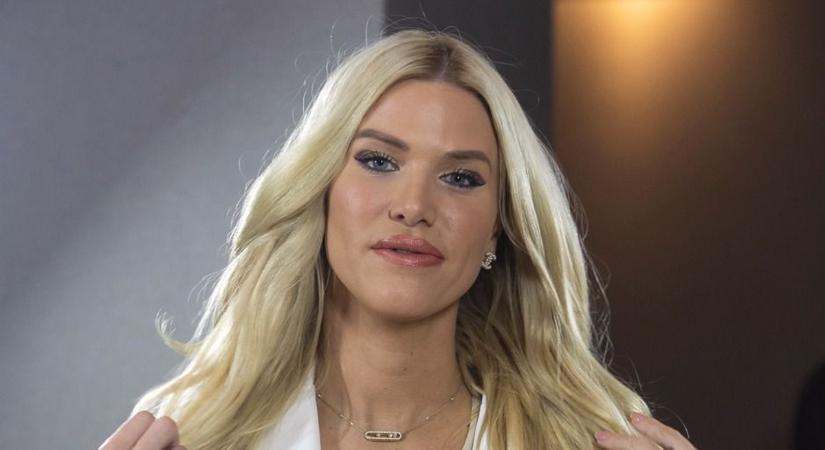 A tengerparton mutatta meg bomba testét Vasvári Vivien