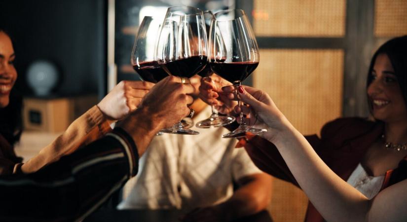 300 ezres vacsoraszámla – testvéri konfliktus a költségek miatt