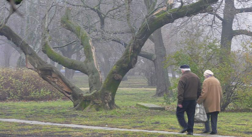 Kettészakad az ország: 13 vármegyére adtak ki riasztást
