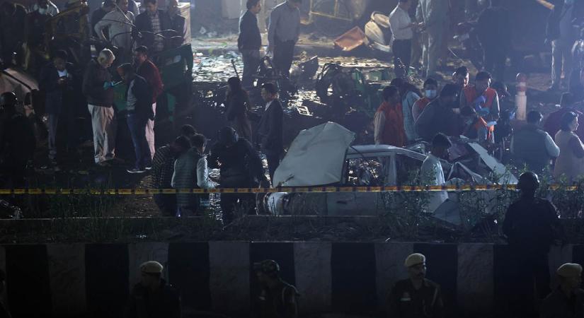 Terrortámadásként kezelik Indiában a hétfői robbantást
