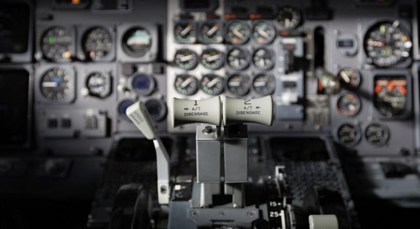 Halálos légi-katasztrófa történt – lakóövezetbe csapódott egy repülőgép Floridában