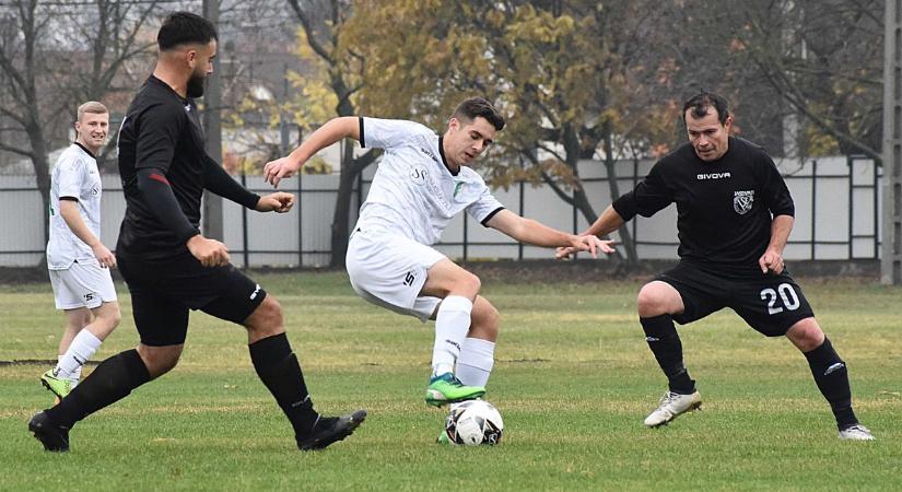 Vármegye II.: megszerezte első győzelmét a KuTE, elvesztette hibátlan mérlegét az Árokszállás – galériával