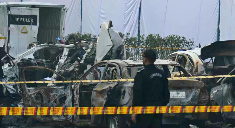 Terrortámadásként vizsgálják a hétfői pokolgépes merényletet Indiában