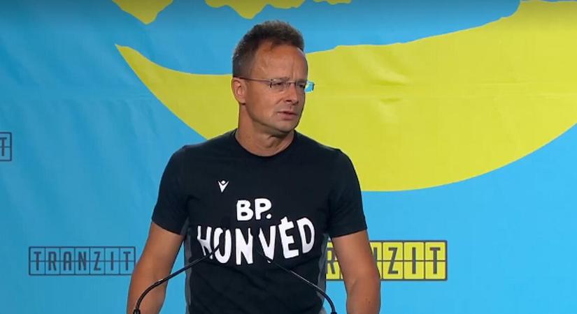 Negyvenéves álma teljesült be Szijjártó Péternek