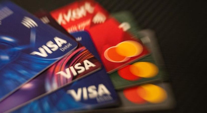 A Visa és Mastercard több tízmilliárd dolláros megállapodása a kereskedőkkel: lezárulhat a 20 éves pereskedés, de nem mindenki örül