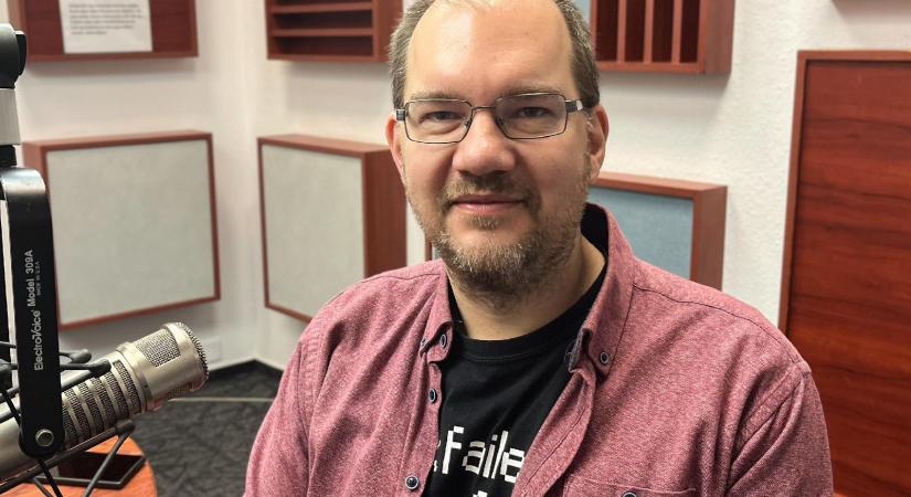 Polyák: Gyorsabban tanultuk meg hazugságra használni az MI-t, mint önvezetésre