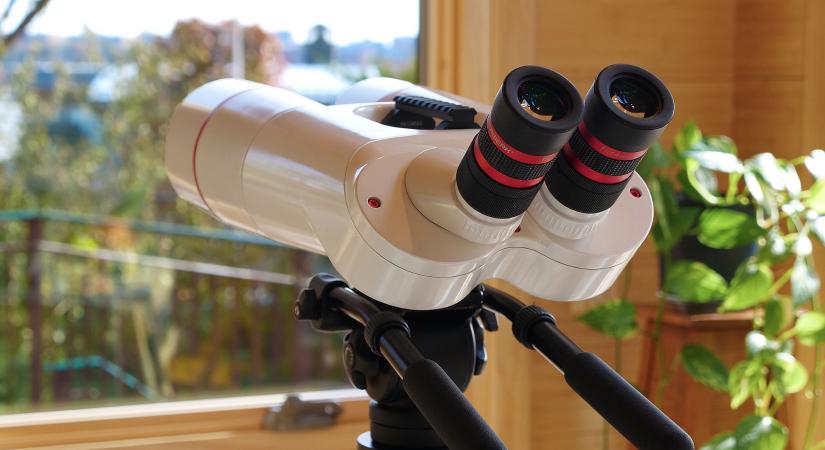 Személyesen felügyeli az AI-fejlesztéseket az Intel vezére