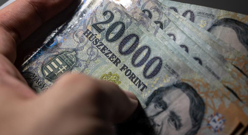 Méltatlan fizetéseik miatt fognak demonstrálni a levéltárosok