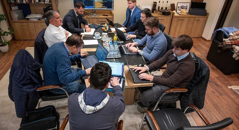 Nagy Márton komoly bejelentést tett: megborult a költségvetés, duplázzák a bankadót, a nyugdíjasok mégis örülhetnek