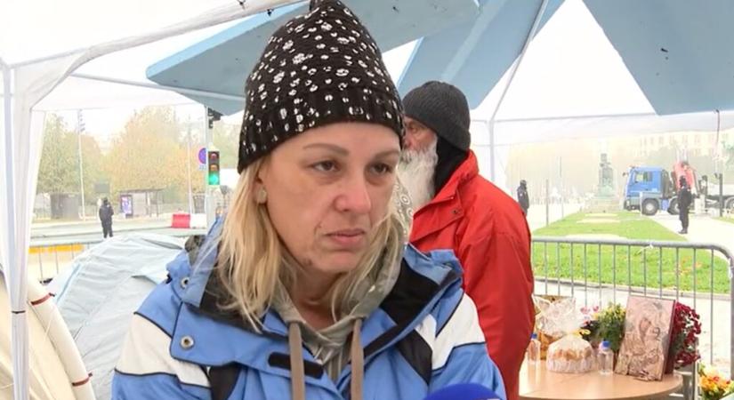 Dijana Hrka már alig tud lábra állni, de folytatja az éhségsztrájkot