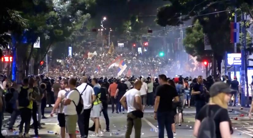 A szerb tüntetések nem állnak le, a fiatalok pedig elszántabbak, mint valaha