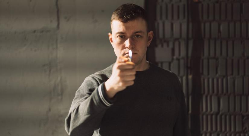 Döbbenetes baleset a Balatonnál: szúrólángként lobbant be a tűz, meggyújtotta a feleségét a férfi