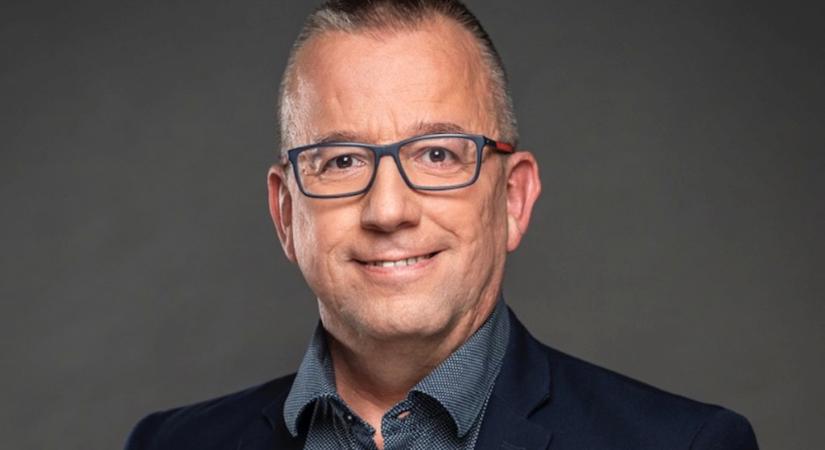 Új igazgató a Schneider Electric dunavecsei okosgyárában