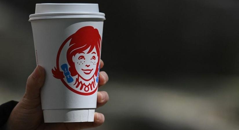 Több száz éttermet zár be, de Magyarországra feni a fogát az amerikai gyorsétteremlánc