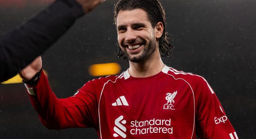 Egy spanyol lap szerint a Real Madrid mellett egy másik topklub is figyeli Szoboszlait