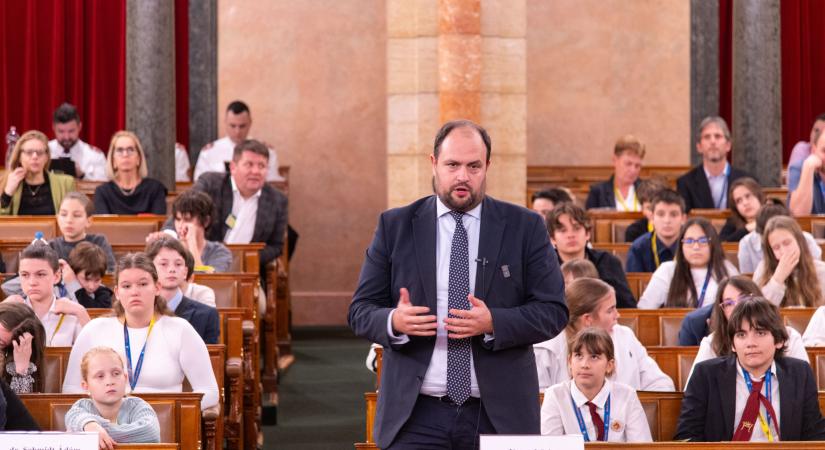 Nacsa Lőrinc: 2010 óta olyan Magyarországot építünk, amely nem tesz különbséget magyar és magyar között