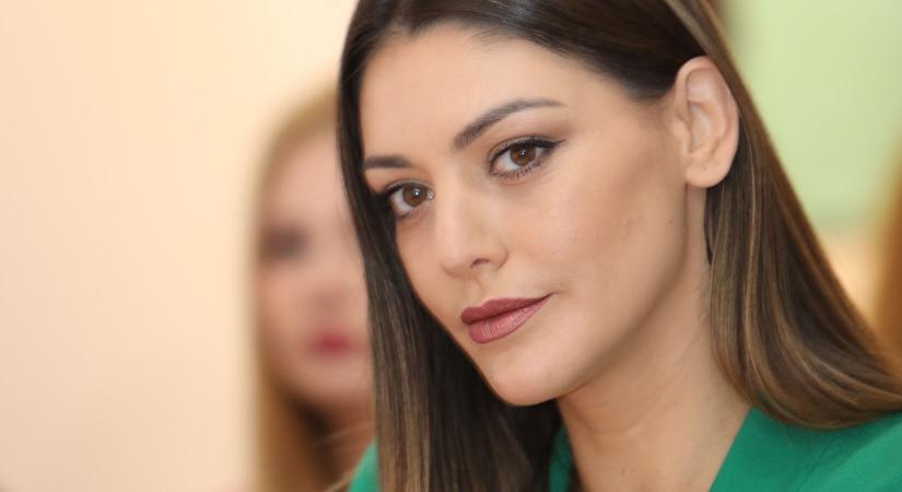 „Gyerekként is mindig neki sírtam el a bánatom...” - megható sorokkal üzent Kulcsár Edina