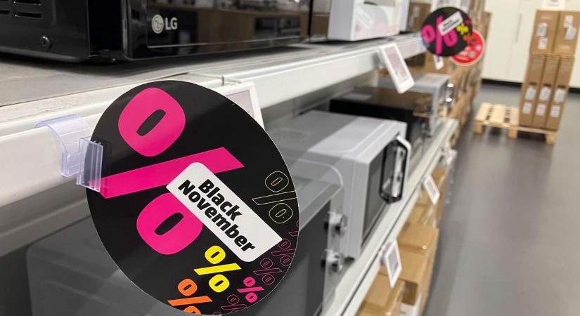 Belehúzott a Black Friday Miskolcon, ennyi akciót rég látott a város – ide menj most a spórolásért