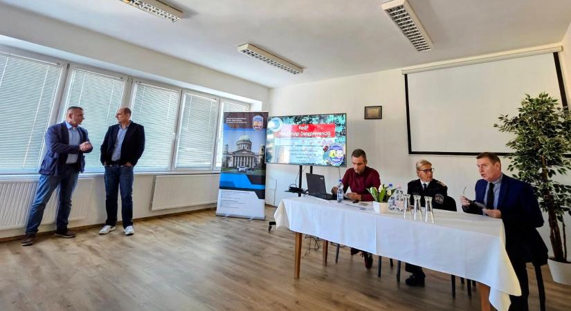 Járási Kábítószerügyi Egyeztető Fórumot szervezett az Esztergomi és a Dorogi Rendőrkapitányság