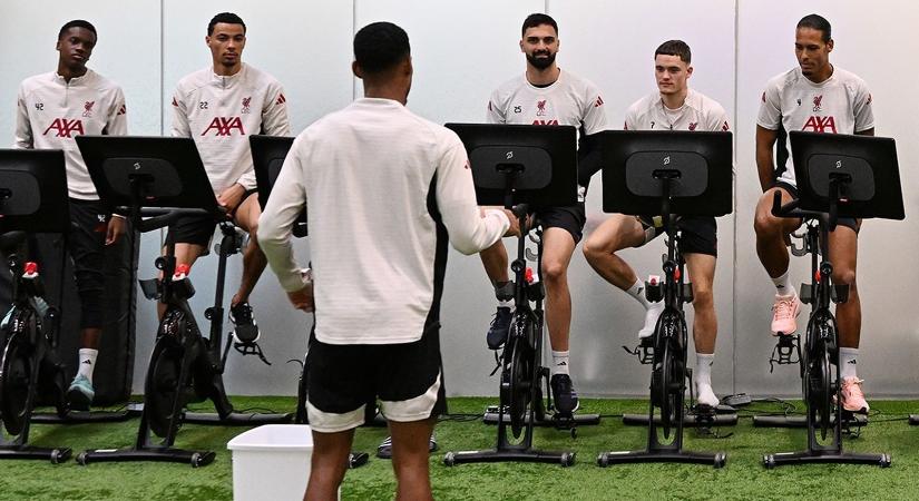 Páros lábbal szállt bele a Liverpool világklasszisába a Manchester United legendája