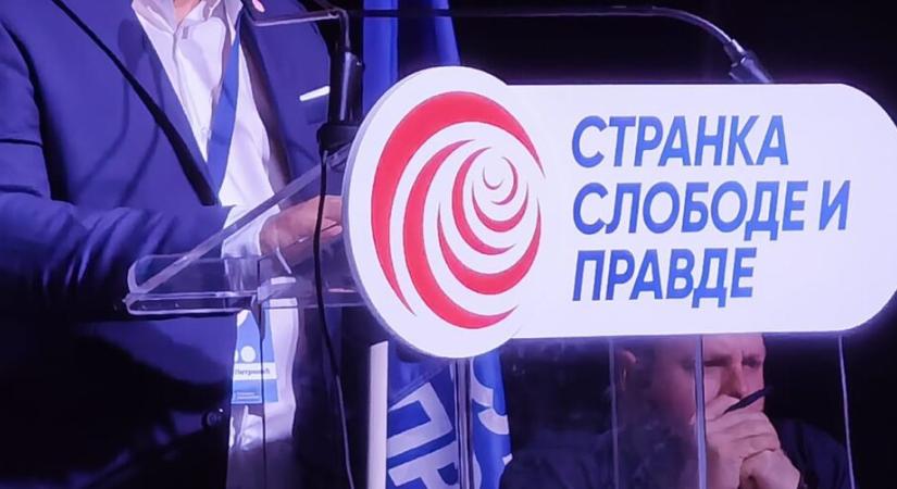 Egyesül két ellenzéki párt