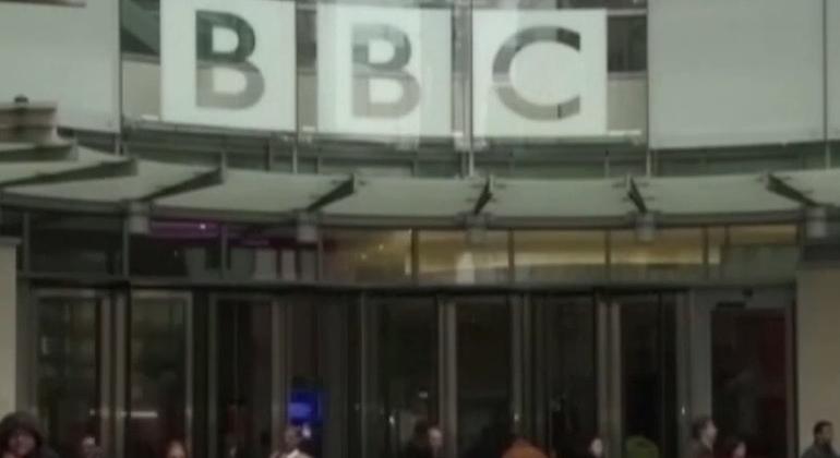 Milliárdos pert ígért a BBC-nek Donald Trump  videó
