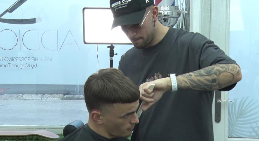 Frizurainfláció - ritkábban járnak fodrászhoz a nők, a férfiaknál nincs változás