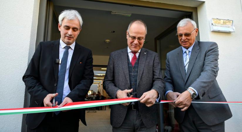 Átadták az új érdi Manóliget bölcsődét