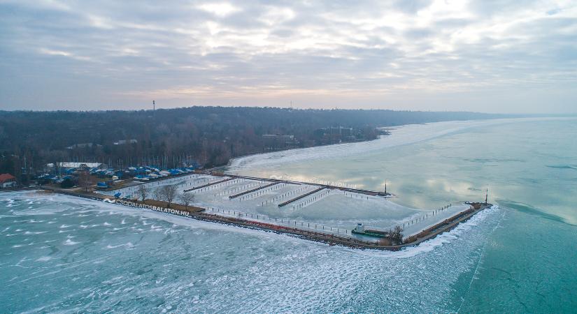 Advent 2025 Balatonvilágos