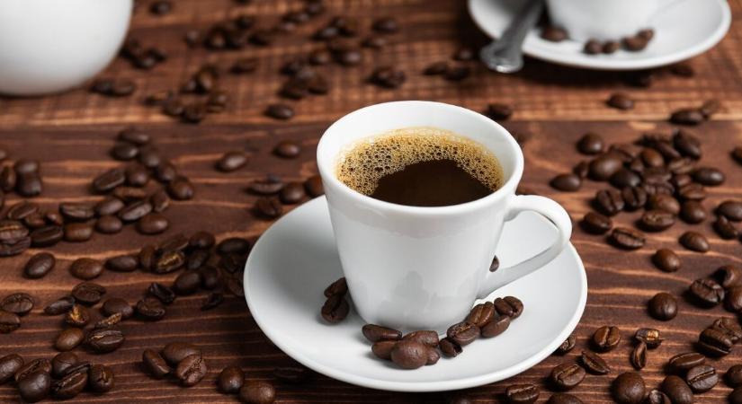 Kidobták a kávézóból – így élte meg az influenszer a kínos jelenetet