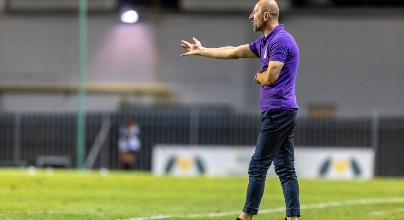Újpest: Megosztotta a szurkolókat Krznar menesztése – sokan úgy érzik, nem csak ő volt a probléma