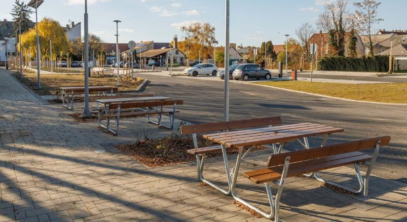 Ingyenes parkolók: közel 100 férőhellyel gazdagodott a város