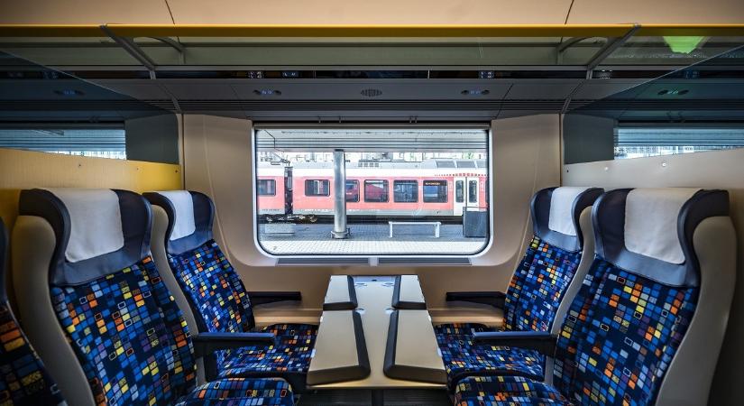 MÁV: Ha a kocsi nem közlekedik, a helyjegy visszajár!