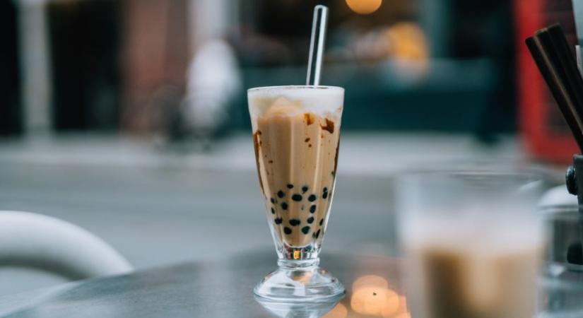 Felár a magyar nyelvű kiszolgálásért: bocsánatot kért és bezárt a budapesti kávézó