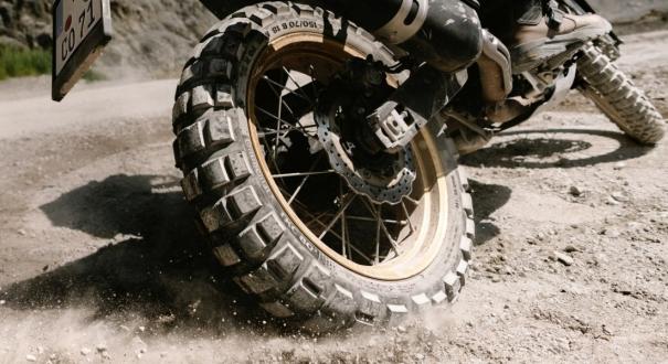 Endurógumi a négyzeten: mit tud az új Continental TKC 80²?