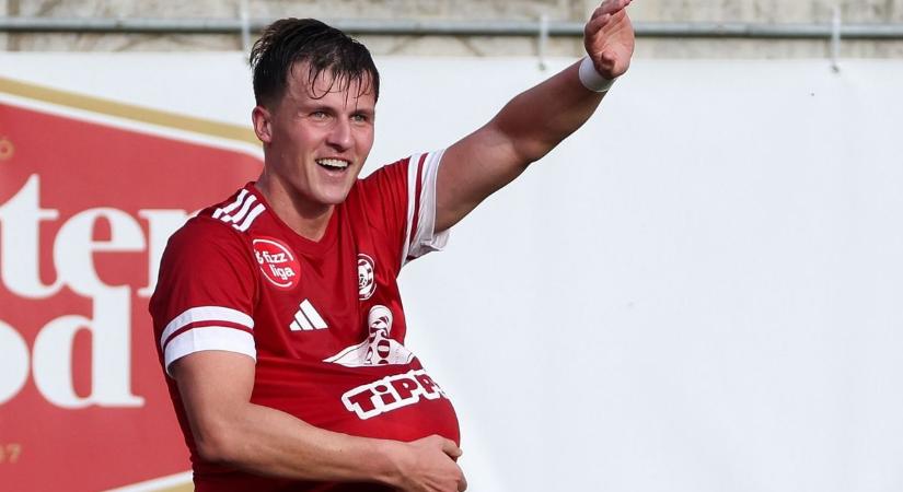 Két gólt rúgott, bekerült a válogatottba