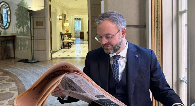 Orbán Balázs szerint a Fehér Ház hallgatása is dicséret