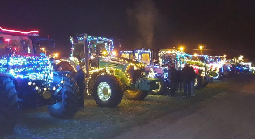 Különleges módon készülnek a karácsonyi traktoros felvonulásra! (Térkép)