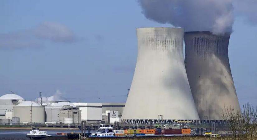 Azonosítatlan drónokat észleltek egy belgiumi atomerőmű felett