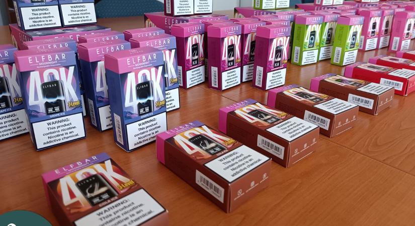 Próbavásárlással buktatták le az Elf Bar-kereskedőt