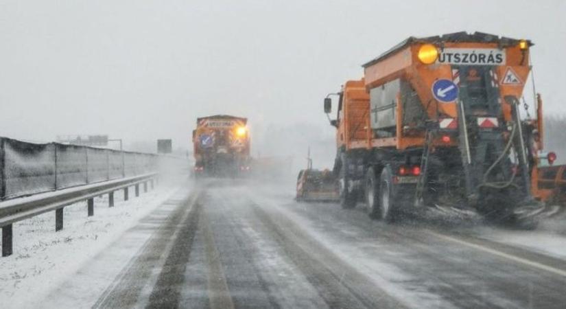 Az M5-ös autópálya télen is biztonságos, a szakemberek felkészültek a komoly havazásokra