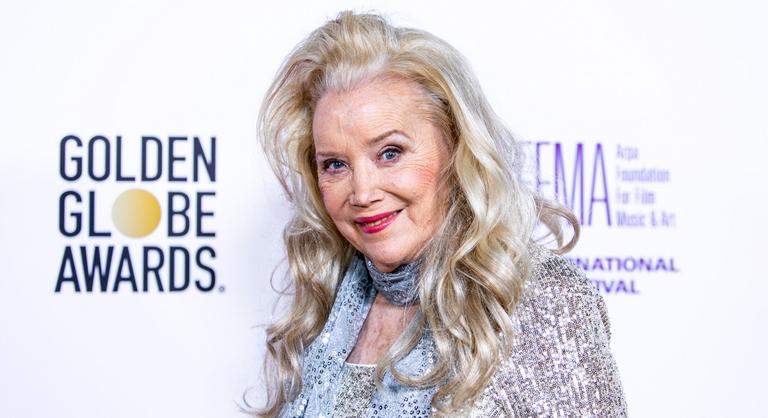 Meghalt Sally Kirkland