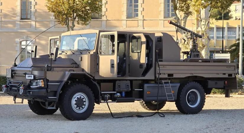 20 év után újra van csőrös Scania