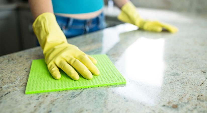 Nem elég, ha így takarítod le a konyhapultot, ami hemzseg a baktériumoktól