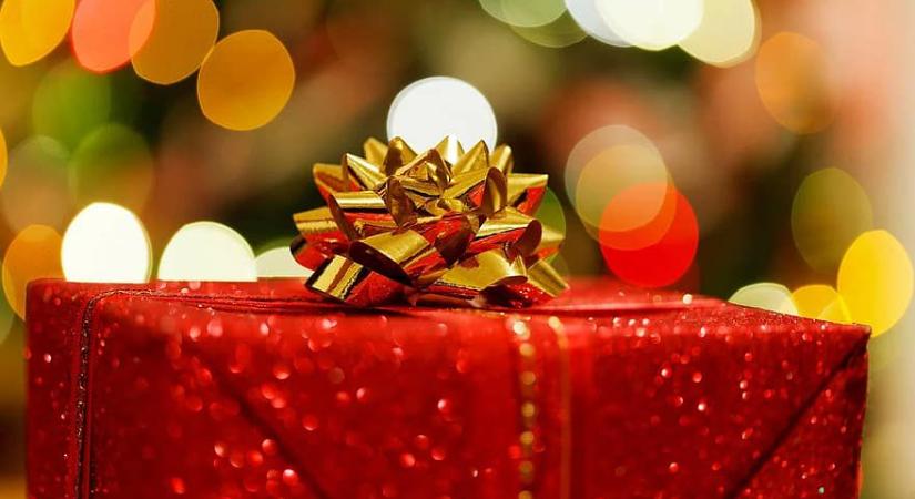 Karácsonyiajándék-vásárlás: megtört a növekedés