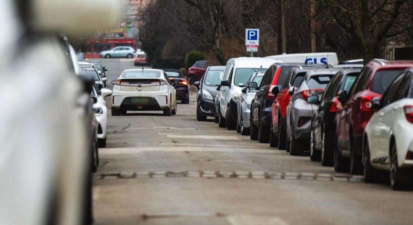 Hová tűnt az emberség? Bicskanyitogató, ami a debreceni parkolóban történt