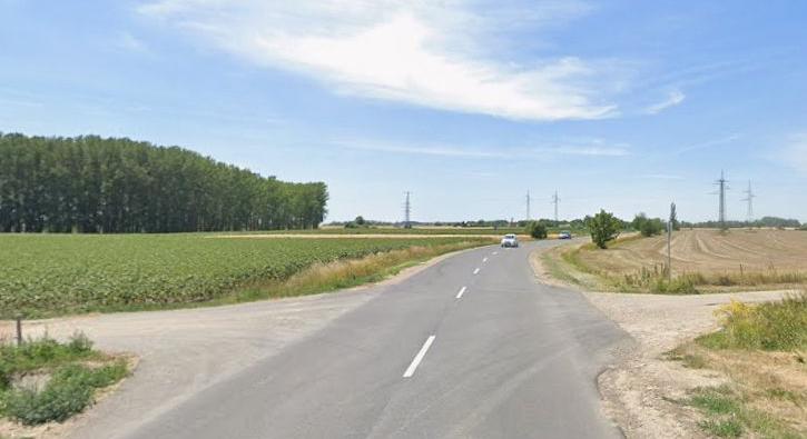 Felborult egy autó Bakonszegnél