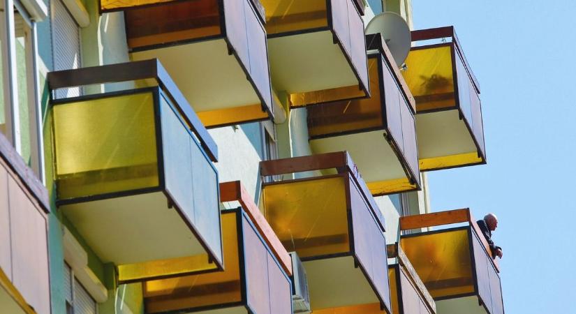 Nem csak a zene hallatszik át a Avason… vékonyak a falak, de vékony a türelem is