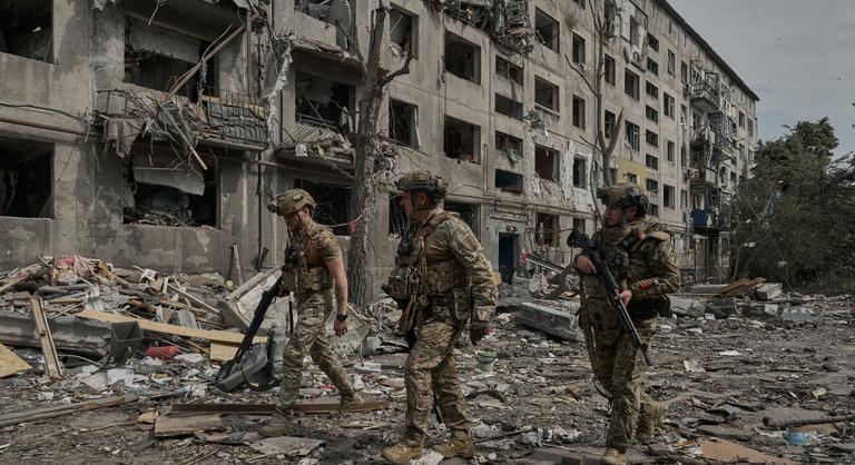 Durva vérfürdő készül Ukrajna kulcsfontosságú erődjében